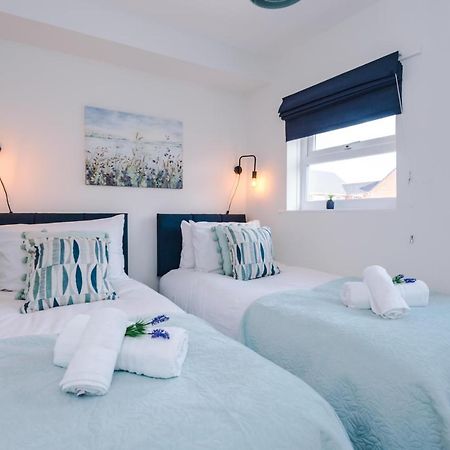Bright 2-Bed Cottage In Chester By 53 Degrees Property, Ideal For Couples & Small Groups, City Centre - Sleeps 6 Екстериор снимка