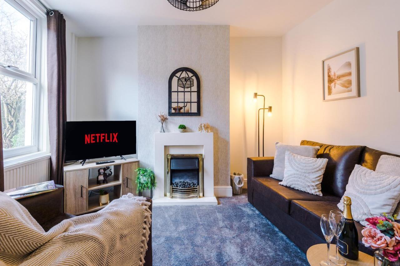 Bright 2-Bed Cottage In Chester By 53 Degrees Property, Ideal For Couples & Small Groups, City Centre - Sleeps 6 Екстериор снимка