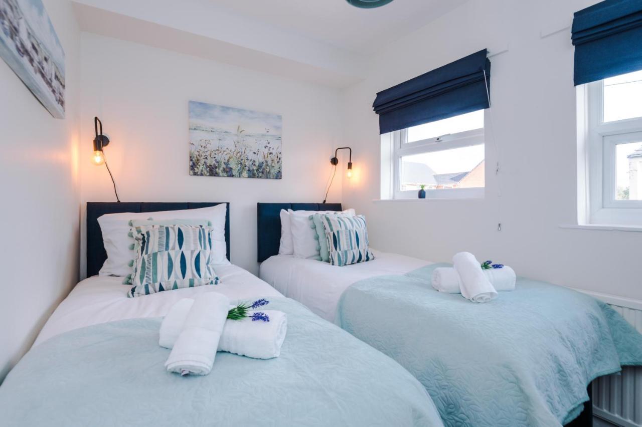Bright 2-Bed Cottage In Chester By 53 Degrees Property, Ideal For Couples & Small Groups, City Centre - Sleeps 6 Екстериор снимка